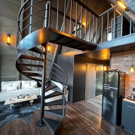 A Frame アパートホテル