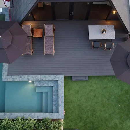 アパートホテル A Frame